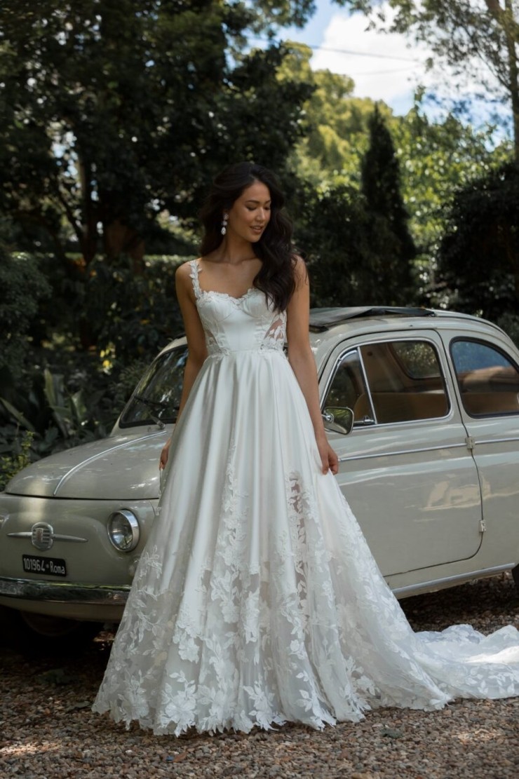 Jeune Bridal Prue Image