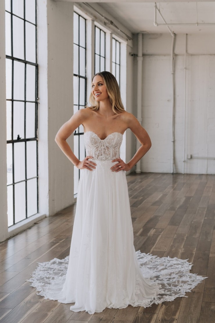 Jeune Bridal Katerina Image