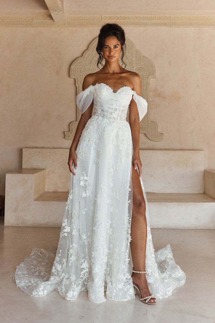 Serene Ame Lailyn Image