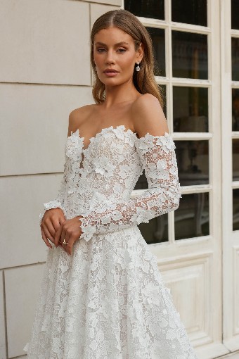 Mia Solano Salem #2 default thumbnail