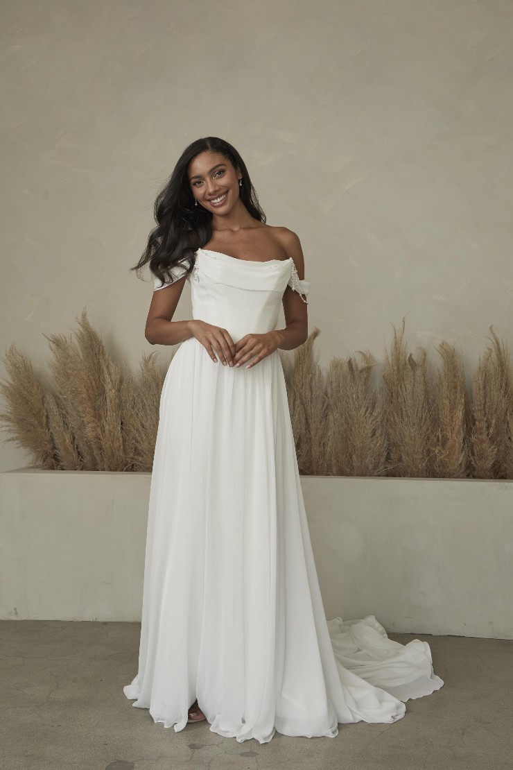 Mia Solano Bennet Image