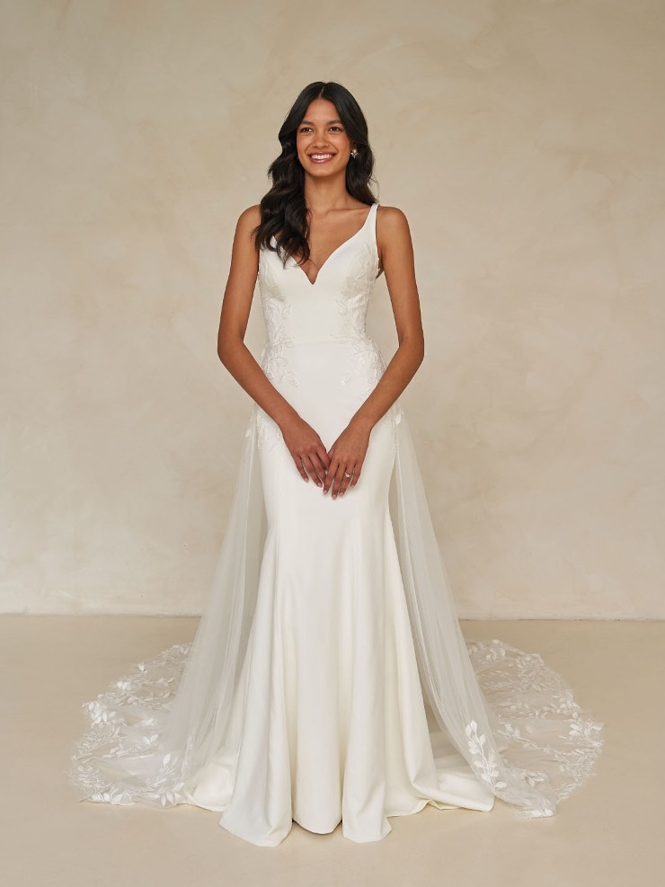 Mia Solano Wray Image
