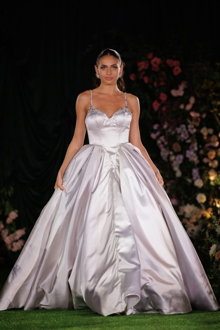 Jeune Bridal Queen of Genovia Image