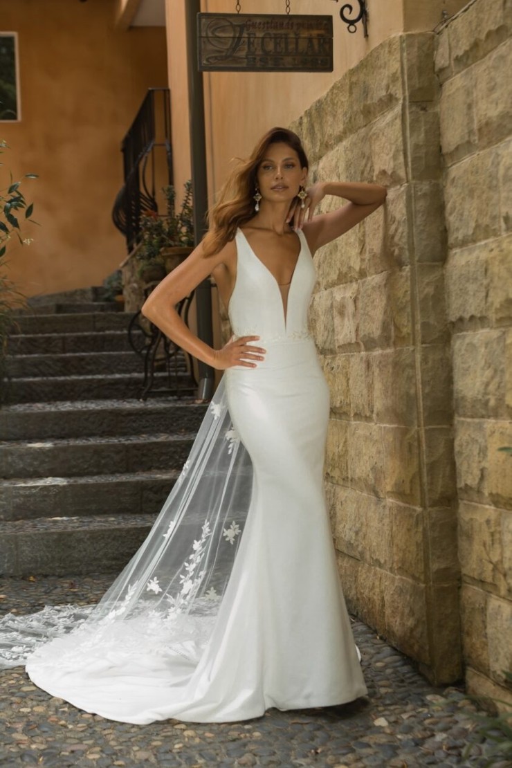 Jeune Bridal Paisley Image